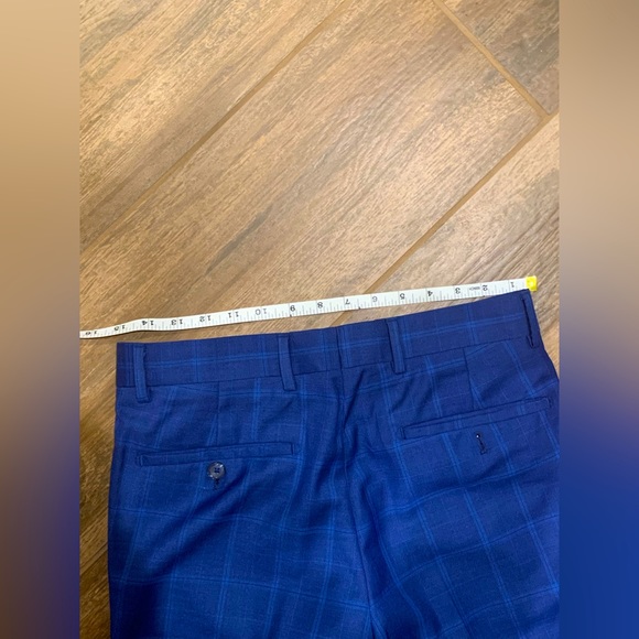 NWOT ROSSI MAN BLUE CHALK STRIPE SIZE 34S 3PC SUIT - Picture 9 of 11